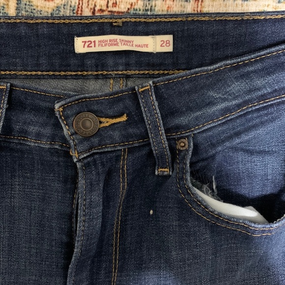 Levi’s Skinny Jeans - Picture 2 of 2